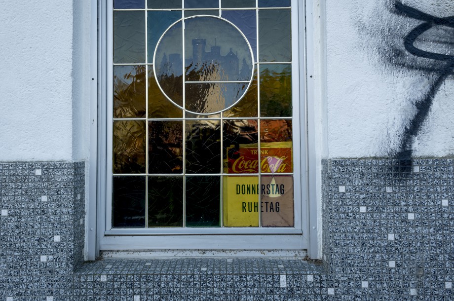 DAS LOCH. UNTERGANG UND UTOPIE. (UA 2018)